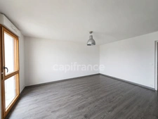 Dpt Val d'Oise (95), à vendre HERBLAY-SUR-SEINE appartement T2 41m2 avec stationnement privatif et balcon