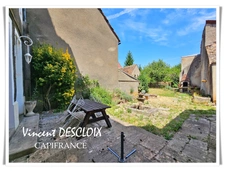Maison à vendre 7 pièces SAULIEU (2110)