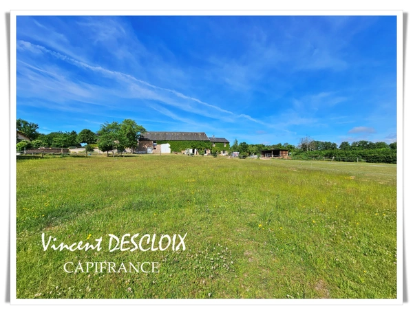 Propriété à vendre 7 pièces LA ROCHE EN BRENIL (21) Terrain 13 444m²