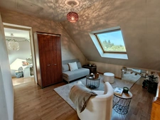 MAISON FAMILIALE 