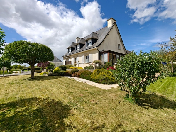 Maison à vendre 7 pièces IRODOUER (35)