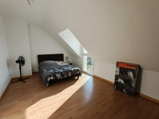 MAISON FAMILIALE 