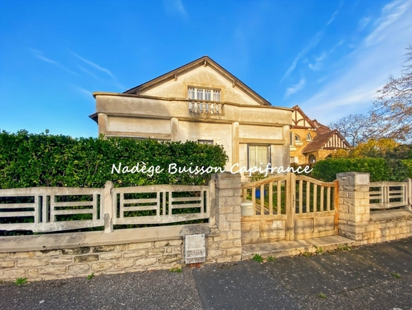 Villa de 6 pièces à vendre OUISTREHAM RIVA-BELLA 