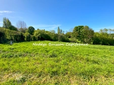 Terrain à vendre de 3 201 m² dans un environnement résidentiel recherché à GONNEVILLE SUR MER (14)