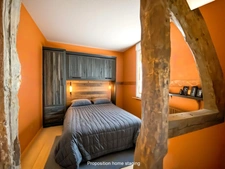 10-room half-timbered house with a 3-room apartment and a space to be converted, Dives-sur-Mer