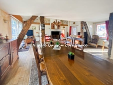 10-room half-timbered house with a 3-room apartment and a space to be converted, Dives-sur-Mer