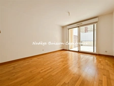 2-room apartment in Deauville - south-facing terrace of 20 m² - private garage - beach within walking distance