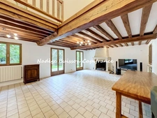 Maison de charme - 5 pièces - terrain piscinable de 3 000 m² à 9 mn de Cabourg