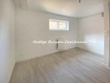 10-room half-timbered house with a 3-room apartment and a space to be converted, Dives-sur-Mer