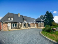 Maison normande 7 pièces – XVIIIᵉ siècle – 140 m² – Terrain 1 954 m² – 15 km Cabourg – 2 h Paris 