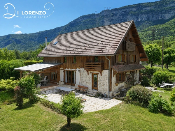 Maison à vendre 8 pièces LEPIN LE LAC (73)