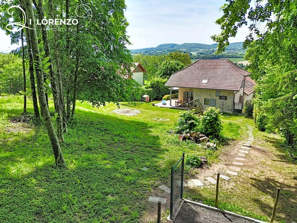 Maison 154 m² sur terrain clos et arboré