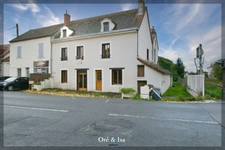 Immeuble de rapport à vendre HURIEL (03) 2 appartements + grange