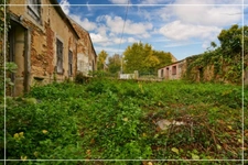 Authentic stone house, 180 m² - Investors or renovation enthusiasts - LIGNEROLLES (36)