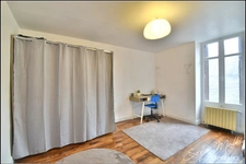 Dpt Cher (18), Le Châtelet - à vendre - maison 6 pièces 128 m² + terrain + dépendances