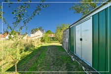 House with garage and garden in the heart of the village / Ideal first purchase or investment LE CHATELET (18)