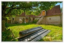 Propriéte à vendre : 2 maisons et 4.5 hectares TOUCHAY (18)