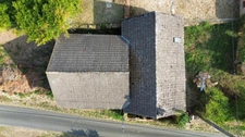 Authentic stone house, 180 m² - Investors or renovation enthusiasts - LIGNEROLLES (36)