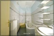 Investment property for sale in Huriel (03): 2 apartments + barn
