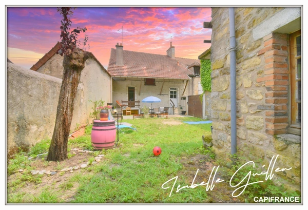 Dpt Cher (18), Le Châtelet - à vendre - maison 6 pièces 128 m² + terrain + dépendances