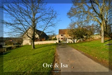 Maison à vendre 168 m² St Maur 5 pièces  (18) + dépendances + grand terrain + deuxième logement