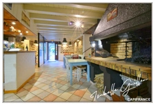 Local/office for sale NERIS LES BAINS (03)
