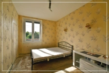 Dpt Cher (18),Grande maison de campagne à personaliser – 4 chambres – Dépendances et verger