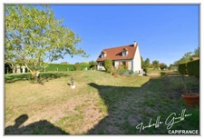 Dpt Cher (18), à vendre CHATEAUMEILLANT maison P5 de 135,2 m² - Terrain de 2 933 m² - Plain pied