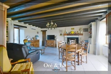 Maison à vendre 168 m² St Maur 5 pièces  (18) + dépendances + grand terrain + deuxième logement