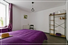 PROPERTY COMPLEX – 3 APARTMENTS + BARN – STRONG RENTAL POTENTIAL – EPC B 📍 Located in the town of Châteaumeillant (Cher), in the heart of a quiet village with amenities.