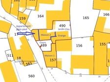 2 houses + independent apartment + 200 m² barn – Ideal for a family or lifestyle project – Energy Performance Certificate B (rare)