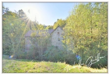 Local/office for sale NERIS LES BAINS (03)