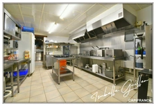 Local/office for sale NERIS LES BAINS (03)