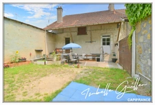 Dpt Cher (18), Le Châtelet - à vendre - maison 6 pièces 128 m² + terrain + dépendances