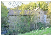 Local/office for sale NERIS LES BAINS (03)