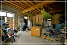 2 houses + independent apartment + 200 m² barn – Ideal for a family or lifestyle project – Energy Performance Certificate B (rare)