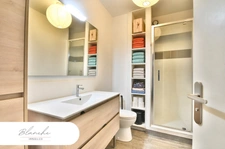 Appartement à vendre 2 pièces centre-ville de Lille avec terrasse