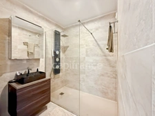 Appartement à vendre 3 pièces DIVONNE LES BAINS (01) - 91m2 - jardin (350m2), cave (10m2), garage (21m2)