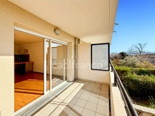Appartement à vendre 2 pièces PREVESSIN MOENS (01) - T2 - 44m2 avec balcon, garage motorisé et parking privatif