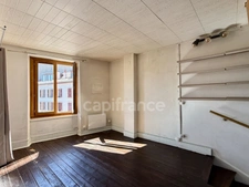 Maison à vendre 4 pièces GEX (01) - 97m2 (au sol) avec balconnet et cave (14m2)