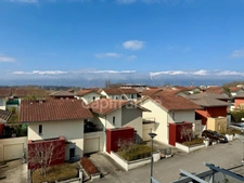 Penthouse apartment for sale 5 rooms PRÉVESSIN MOENS (01) - 105m2 - terraces (34m2), garage and private parking