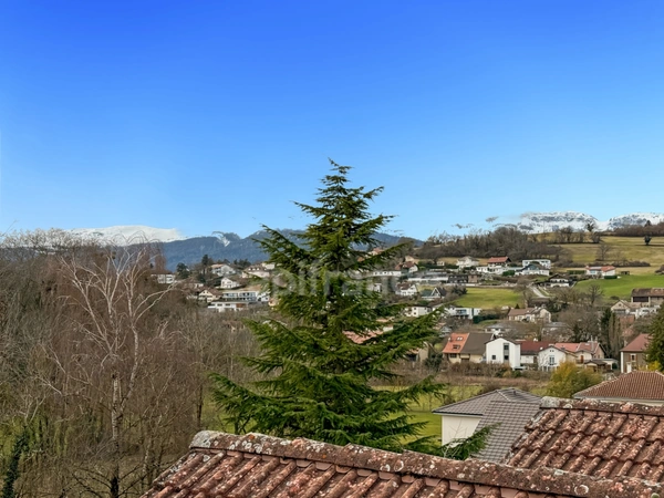 Appartement à vendre 4 pièces GRILLY (01) - Duplex T4 - 75m2 avec parking privatif