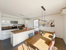 3-room apartment for sale in Ferney-Voltaire (01) - 75m2 with terrace and garage