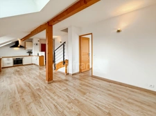Apartment for sale, 4 rooms, GRILLY (01) - Duplex T4 - 75m2 with private parking