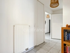 Apartment for sale, 3 rooms, GEX (01) - 76m2 with terrace, garden, garage, private parking