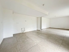 Appartement à vendre 5 pièces DIVONNE LES BAINS (01) - 108m2 - terrasse, jardin clos, cave, 1 garage fermé.
