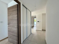 Apartment for sale 5 rooms DIVONNE LES BAINS (01) - 135m2, terrace (83m2), cellar, 2 closed garages.