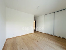 Apartment for sale 5 rooms DIVONNE LES BAINS (01) - 135m2, terrace (83m2), cellar, 2 closed garages.