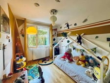 3-room apartment for sale in Thoiry (01) - 75m2 with private gardens, terrace and garage