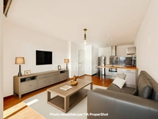 Appartement à vendre 2 pièces PREVESSIN MOENS (01) - T2 - 44m2 avec balcon, garage motorisé et parking privatif